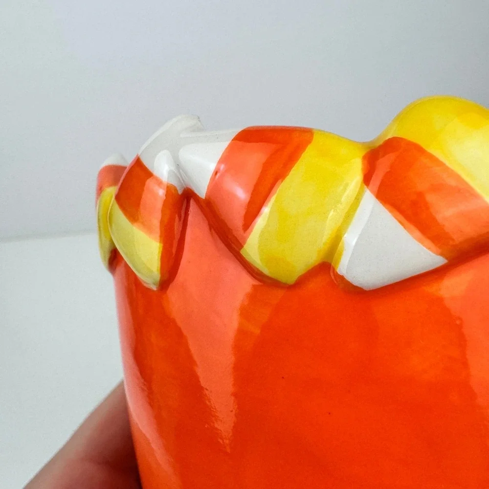 Halloween Candy Corn Border Small Round 3D Planter Glaze Orange Ceramic Handwash